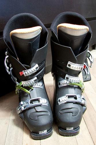 Продам горнолыжные ботинки Salomon X-Wave 8.0 - Россия