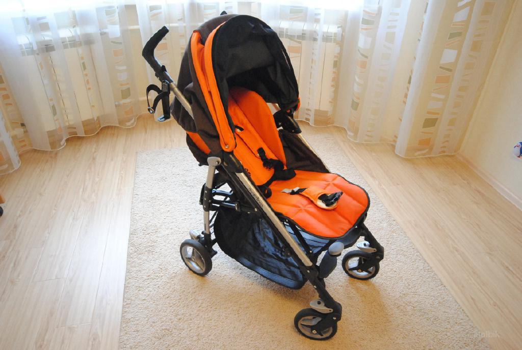 продаю Великолепную коляску Peg-Perego SI - Россия