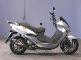 Скутер Suzuki Avenis 150   в хорошем состоянии. - Россия