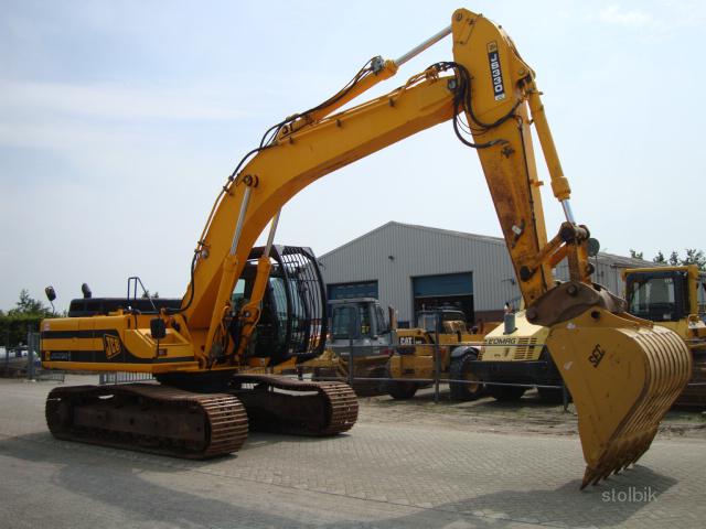 Гусеничный экскаватор JCB - Россия