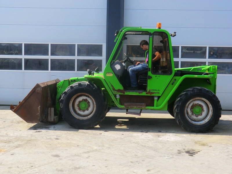 Телескопический погрузчик Manitou - Россия