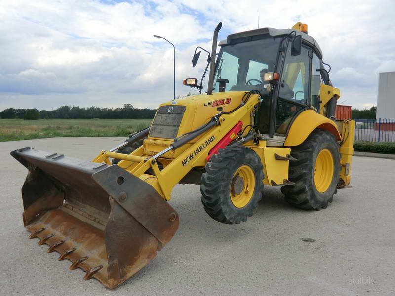 Экскаватор — погрузчик New Holland - Россия
