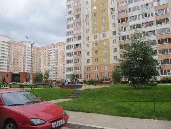 3-я квартира , п.Дубки, с ремонтом, 210000$, торг - Россия