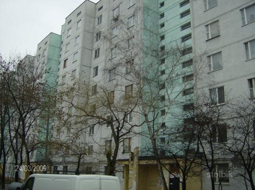 Продам 2-х ком. кв-ру Оболонский р-н
С.М."Оболонь"-100 м - Украина